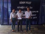 Trao giải nhất, nhì  cho 2 đội tham gia thi nấu ăn