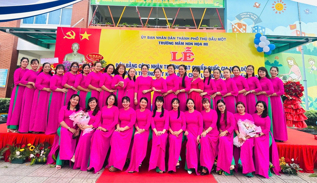 LỄ ĐÓN BẰNG CÔNG NHẬN TRƯỜNG ĐẠT CHUẨN CẤP ĐỘ 1